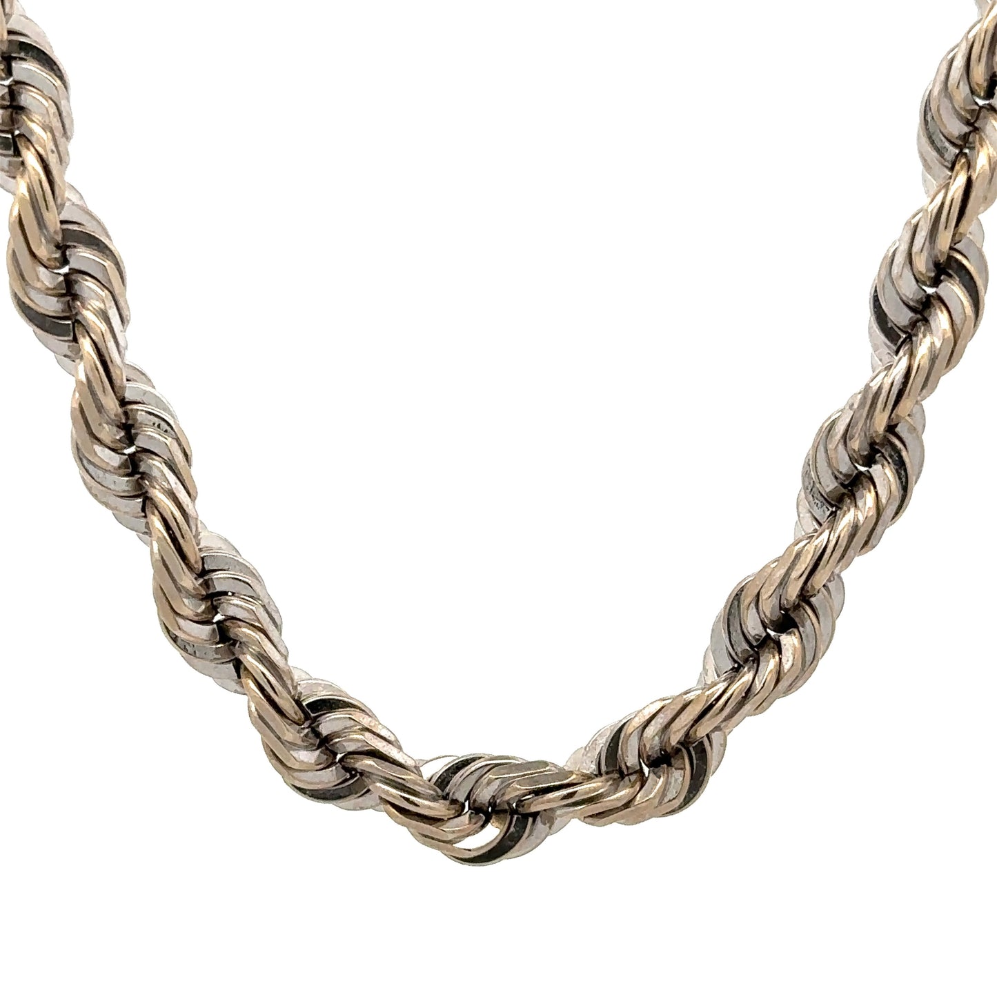 close up of white gold rope chain