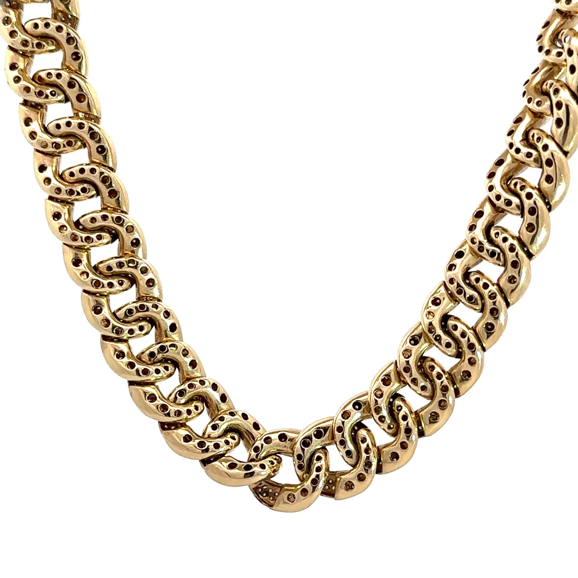Back of yellow gold chain 