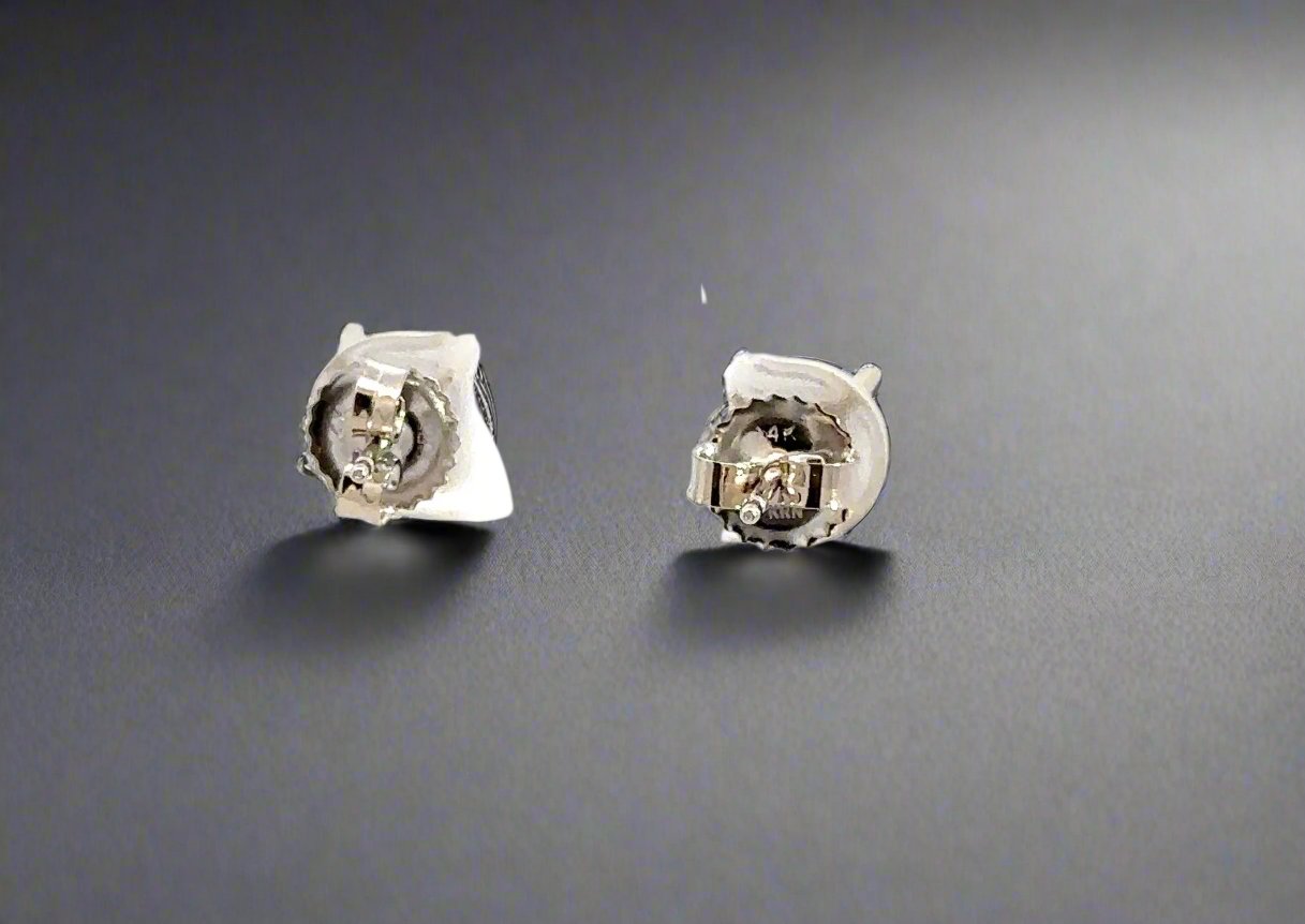 Back of earrings with pushbacks and 14K stamp