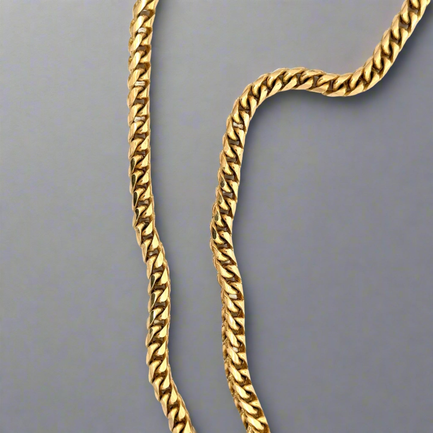 Close up of franco links