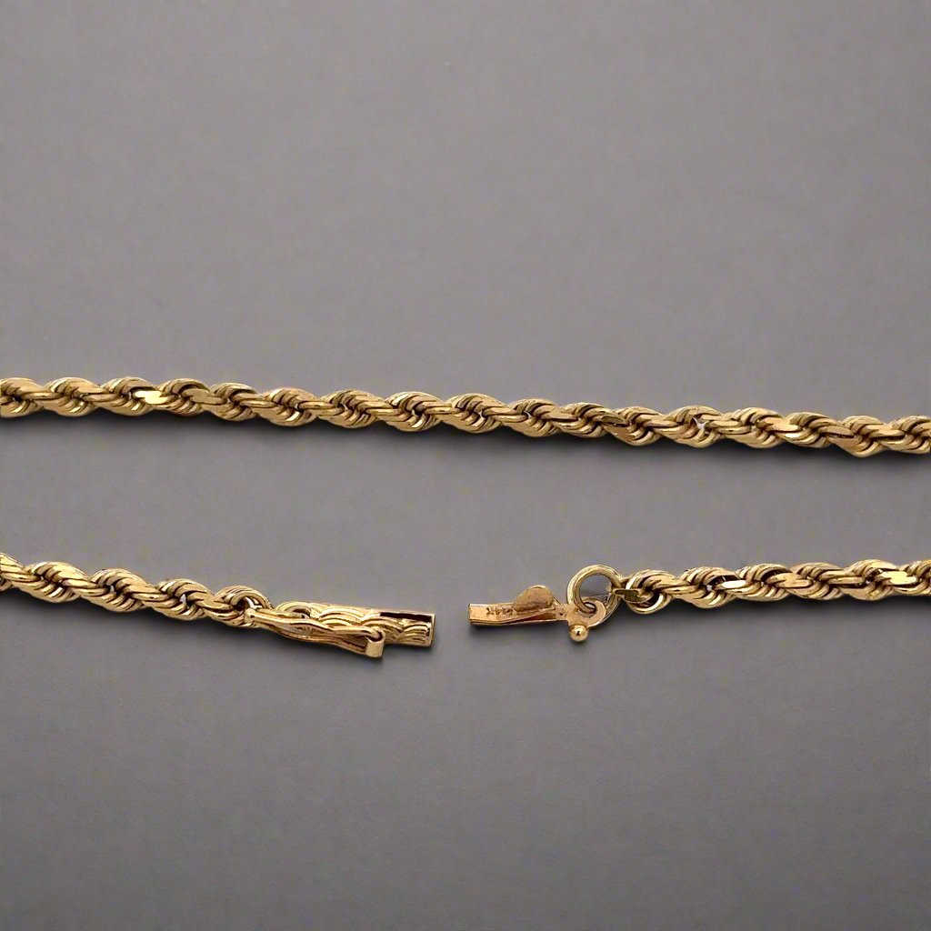 Barrel clasp with 14K stamp