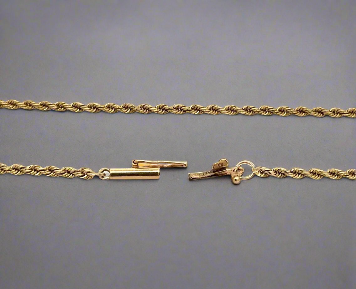 Barrel clasp with 14K stamp