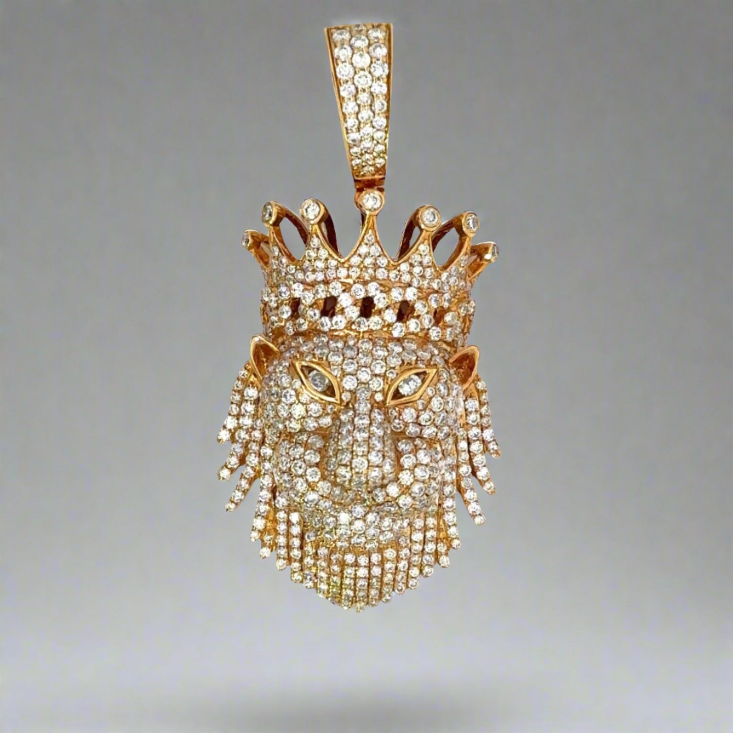 Front of diamond lion pendant with crown