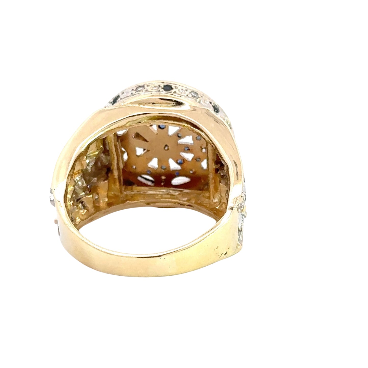 Back of ring with scratch on gold 