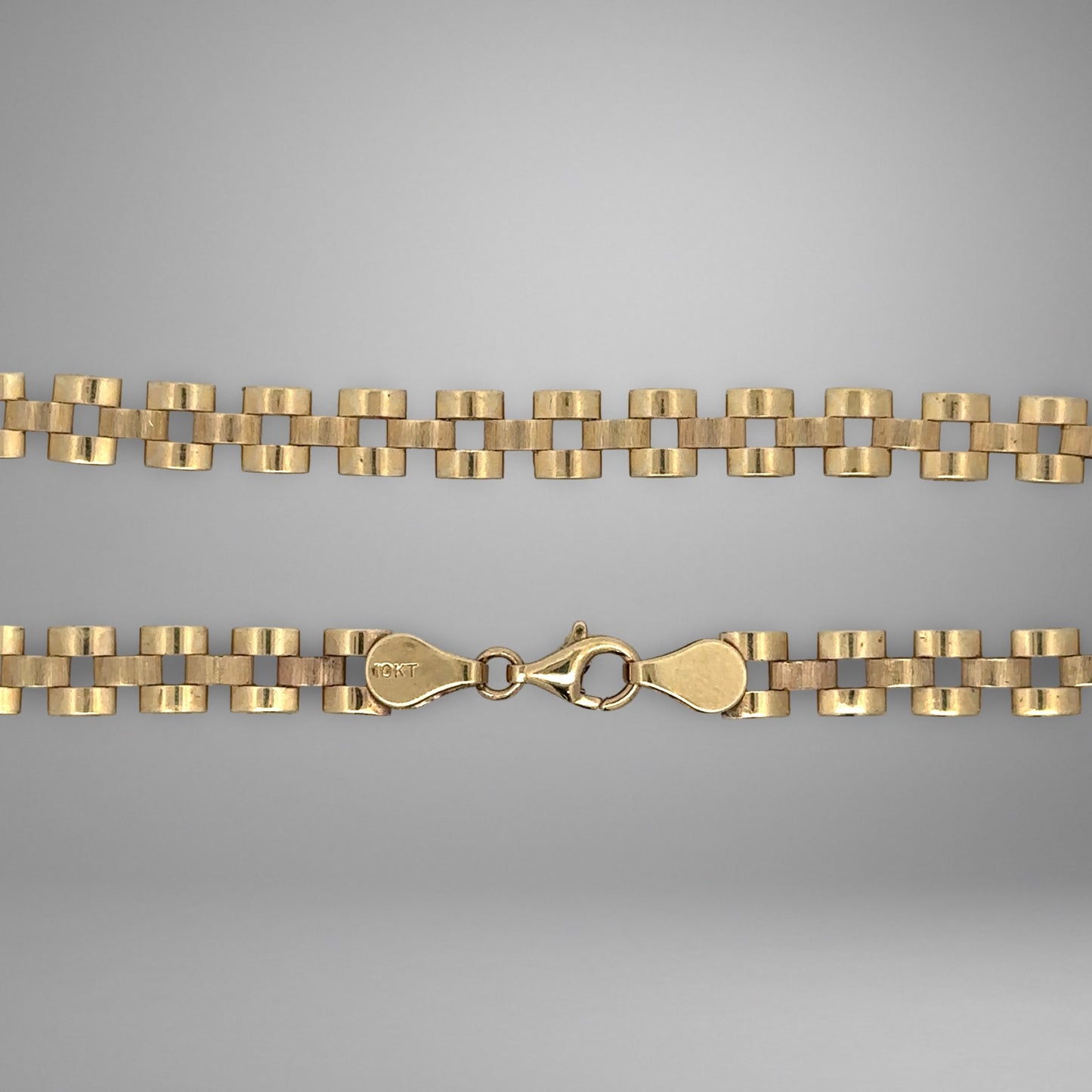 yellow gold lobster clasp with 10K stamp