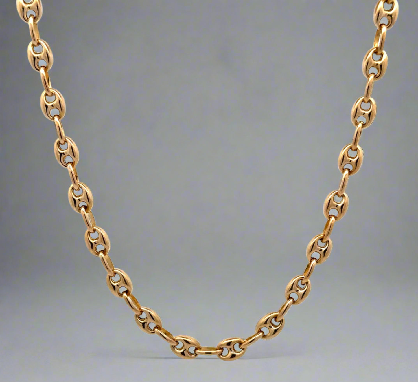 hanging yellow gold gucci link chain