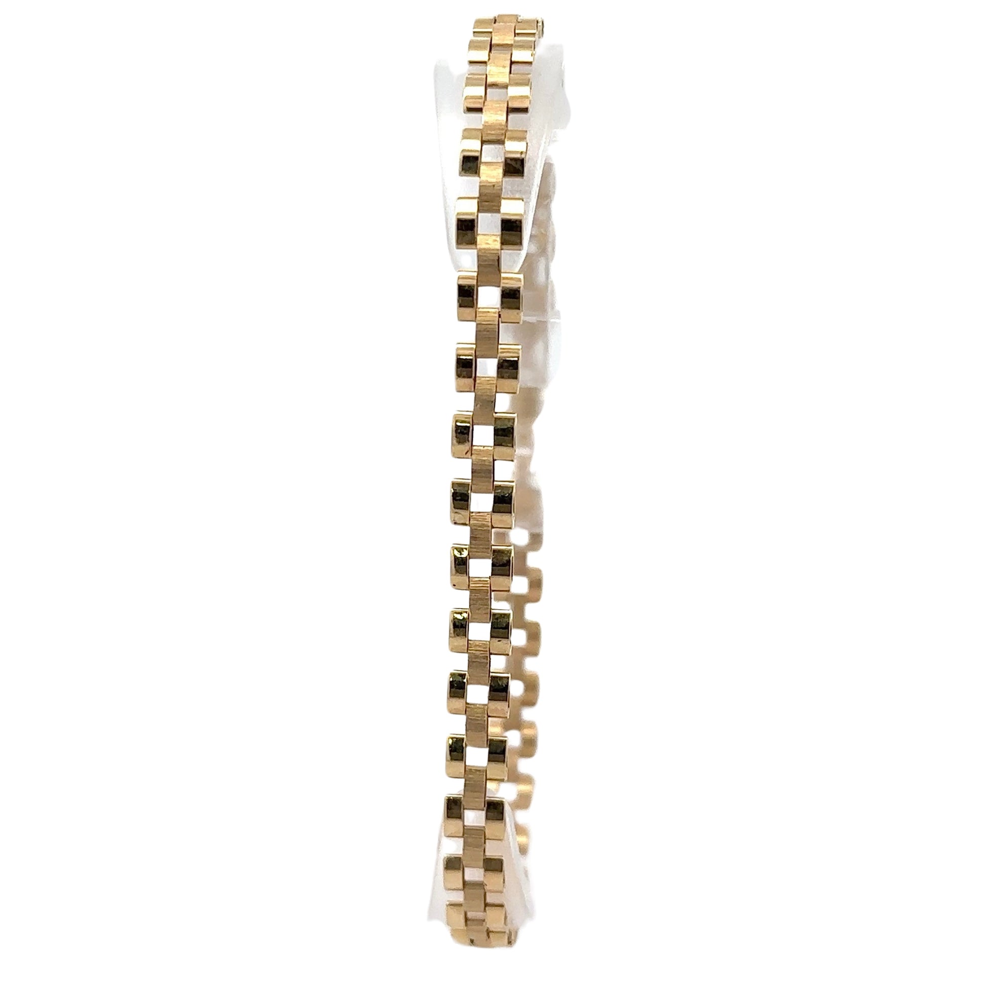 Front of yellow gold rolex style bracelet