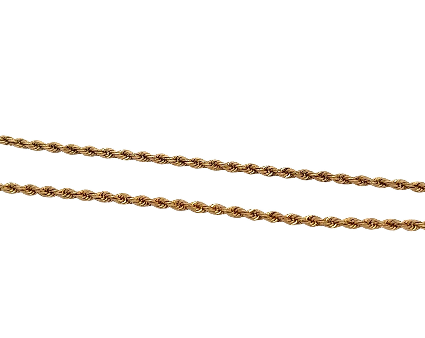 close up of yellow gold rope chain
