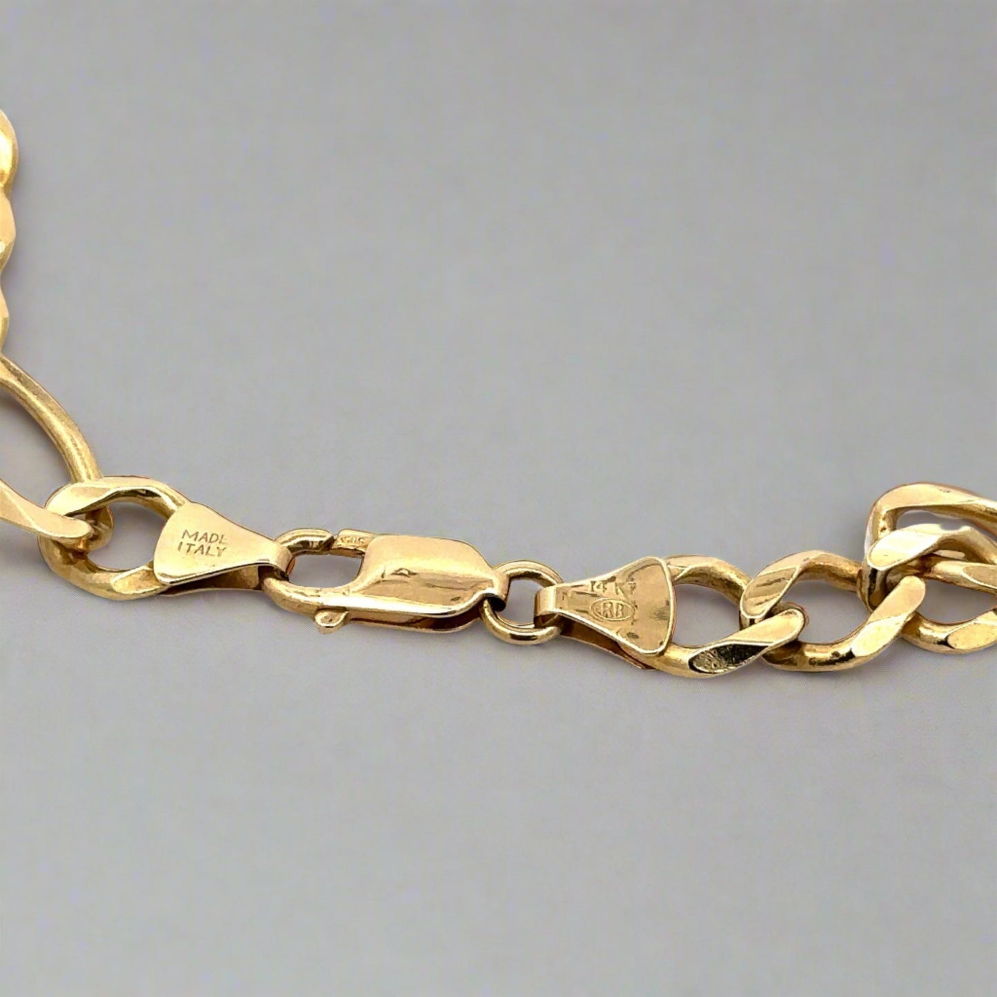 yellow gold lobster clasp with 14K stamp