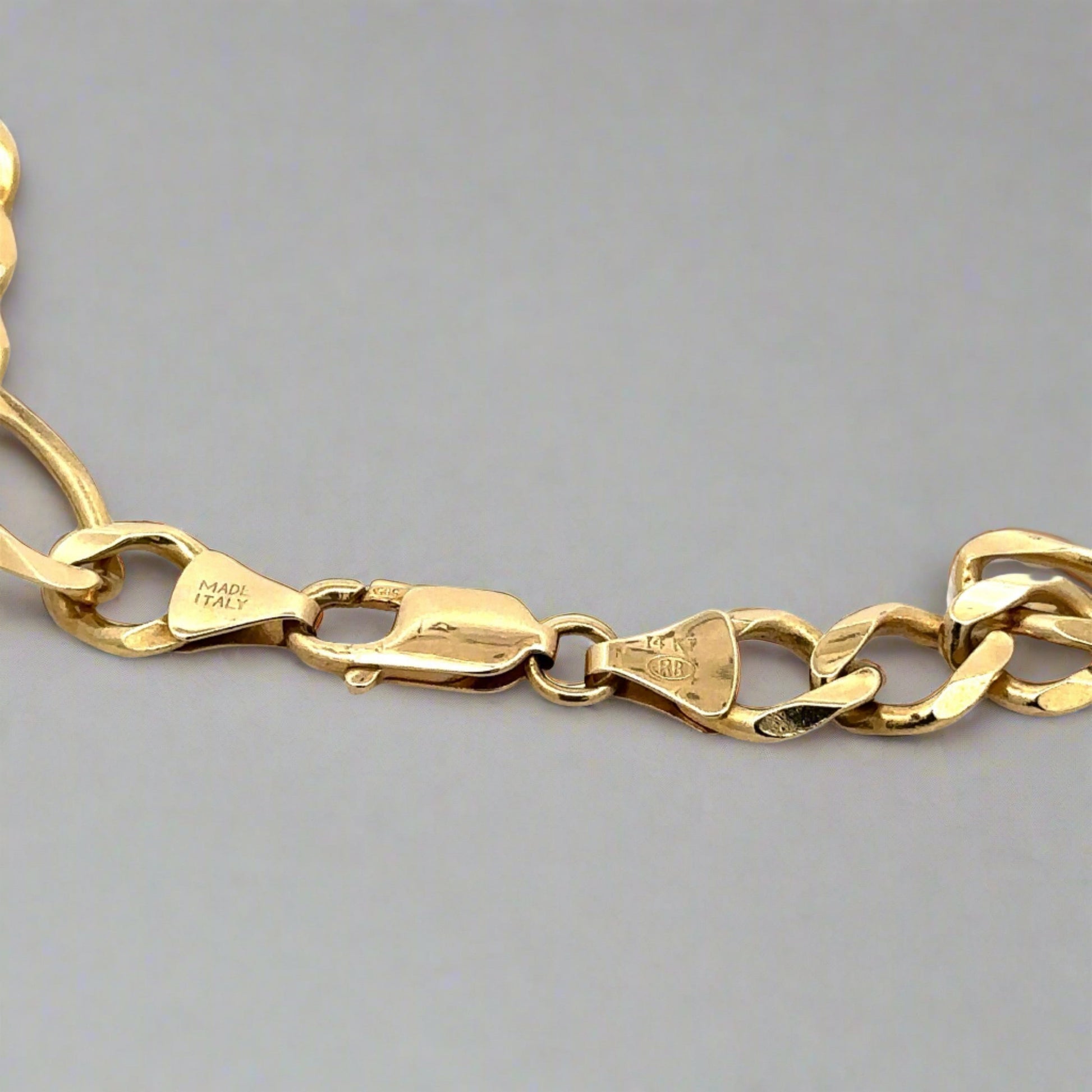 yellow gold lobster clasp with 14K stamp