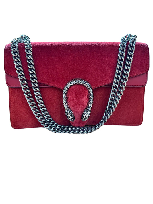 Front of red suede Gucci Dionysus small with silver chain straps