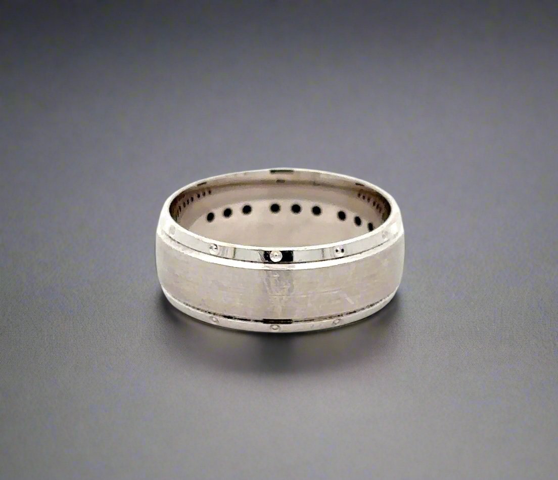 Back of ring with some scratches