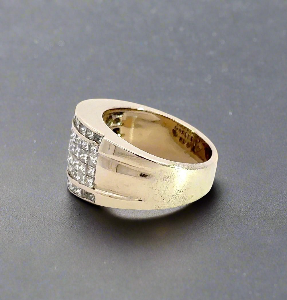 side of white gold ring with scratches on band