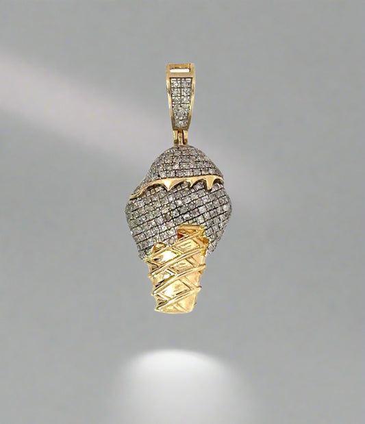 top of ice cream cone pendant in yellow gold with small round dianonds