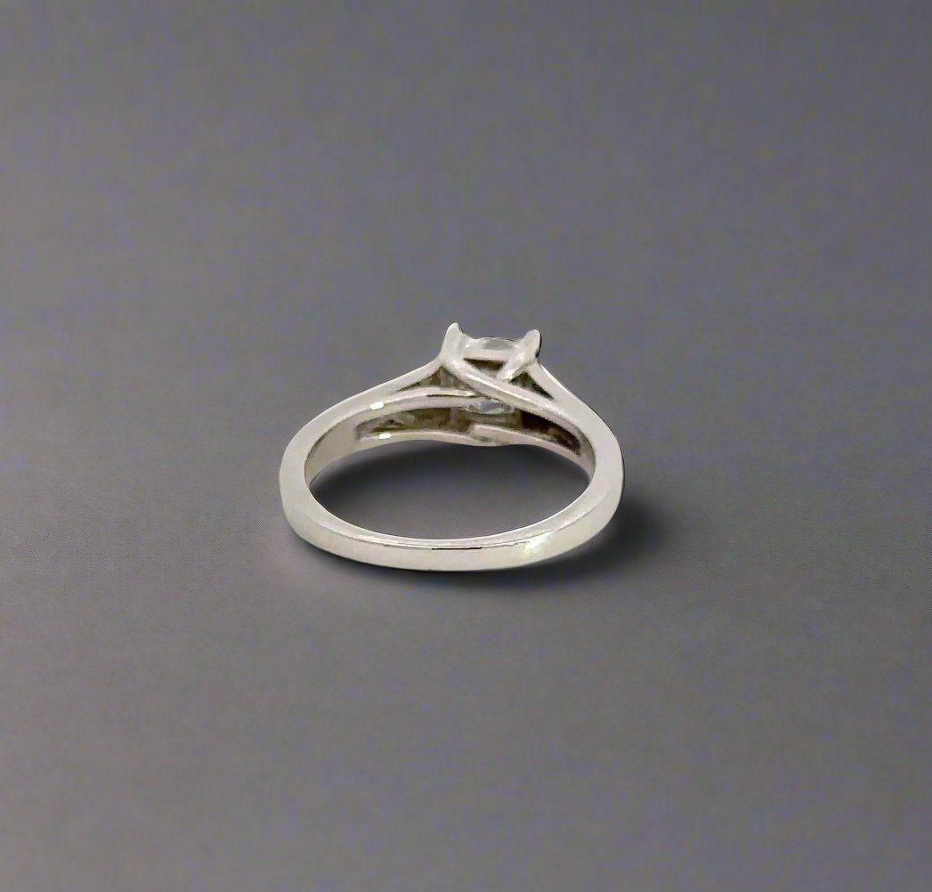 Back of platinum ring