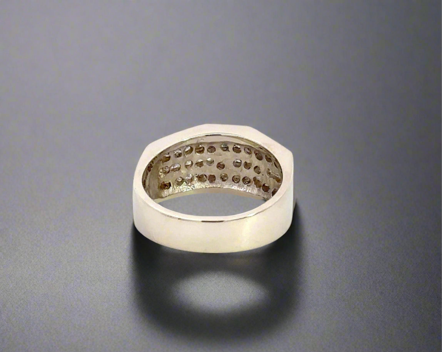 Back of white gold ring