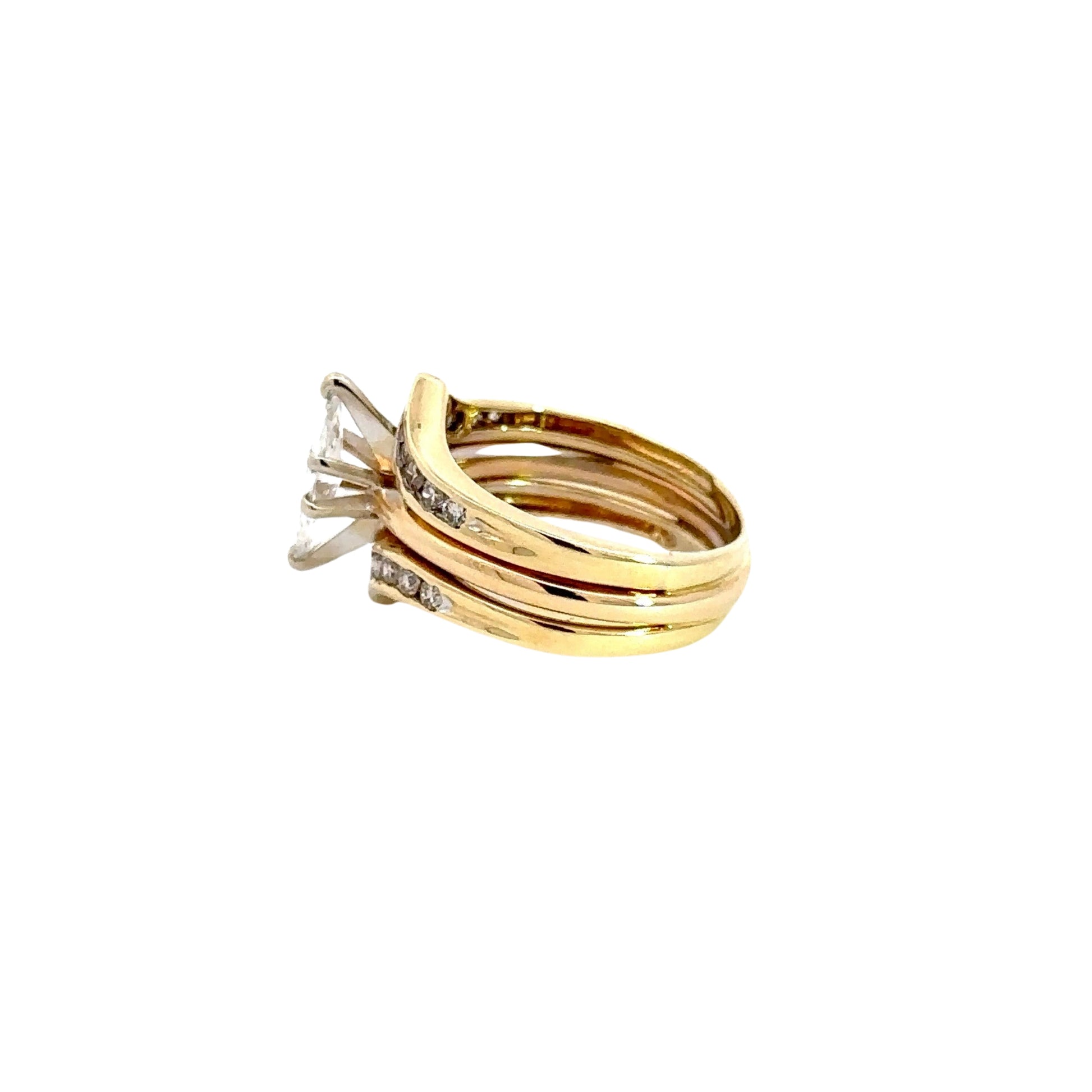 side of yellow gold ring
