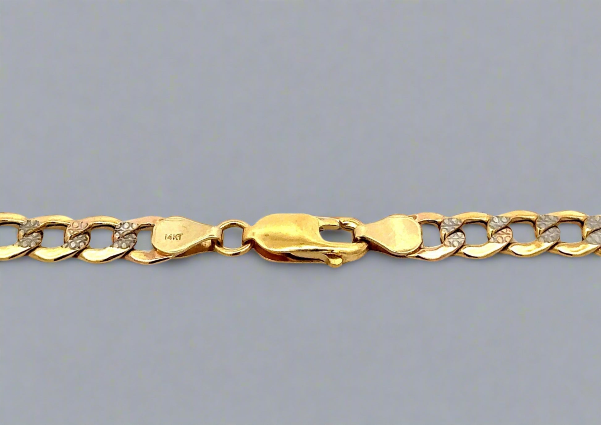 14K yellow gold Lobster clasp with scratches on gold