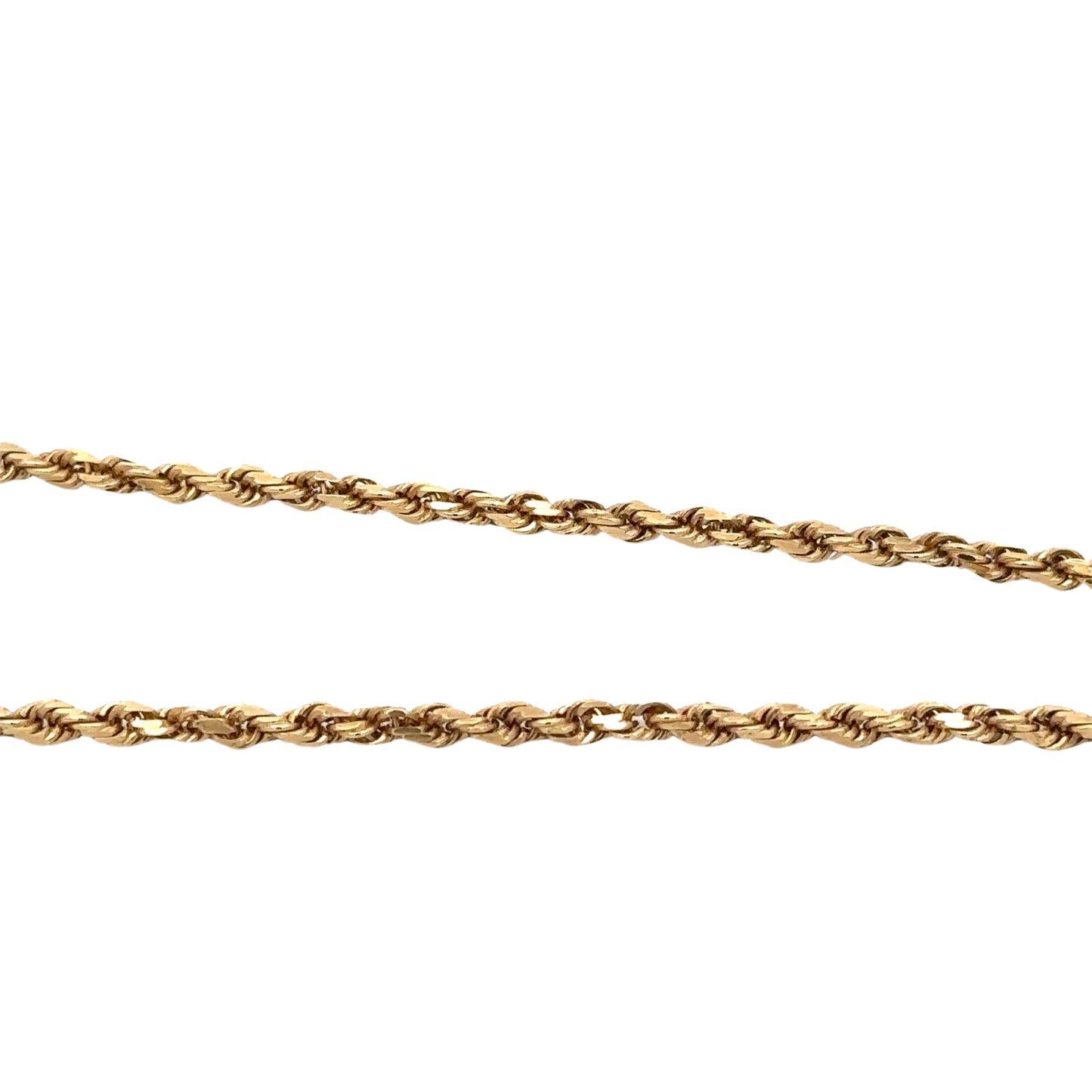 close up of rope chain in yellow gold