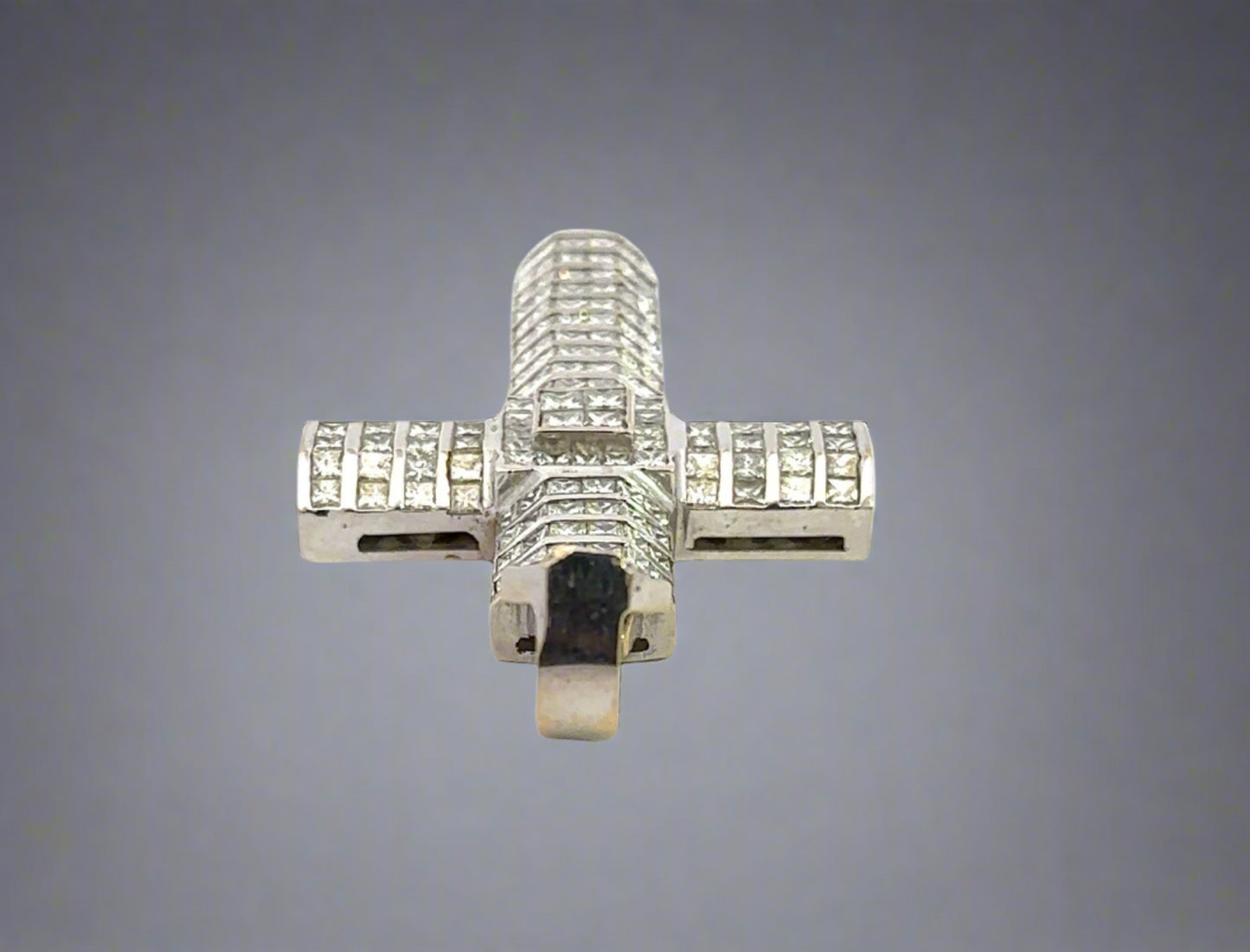 Top of white gold cross pendant