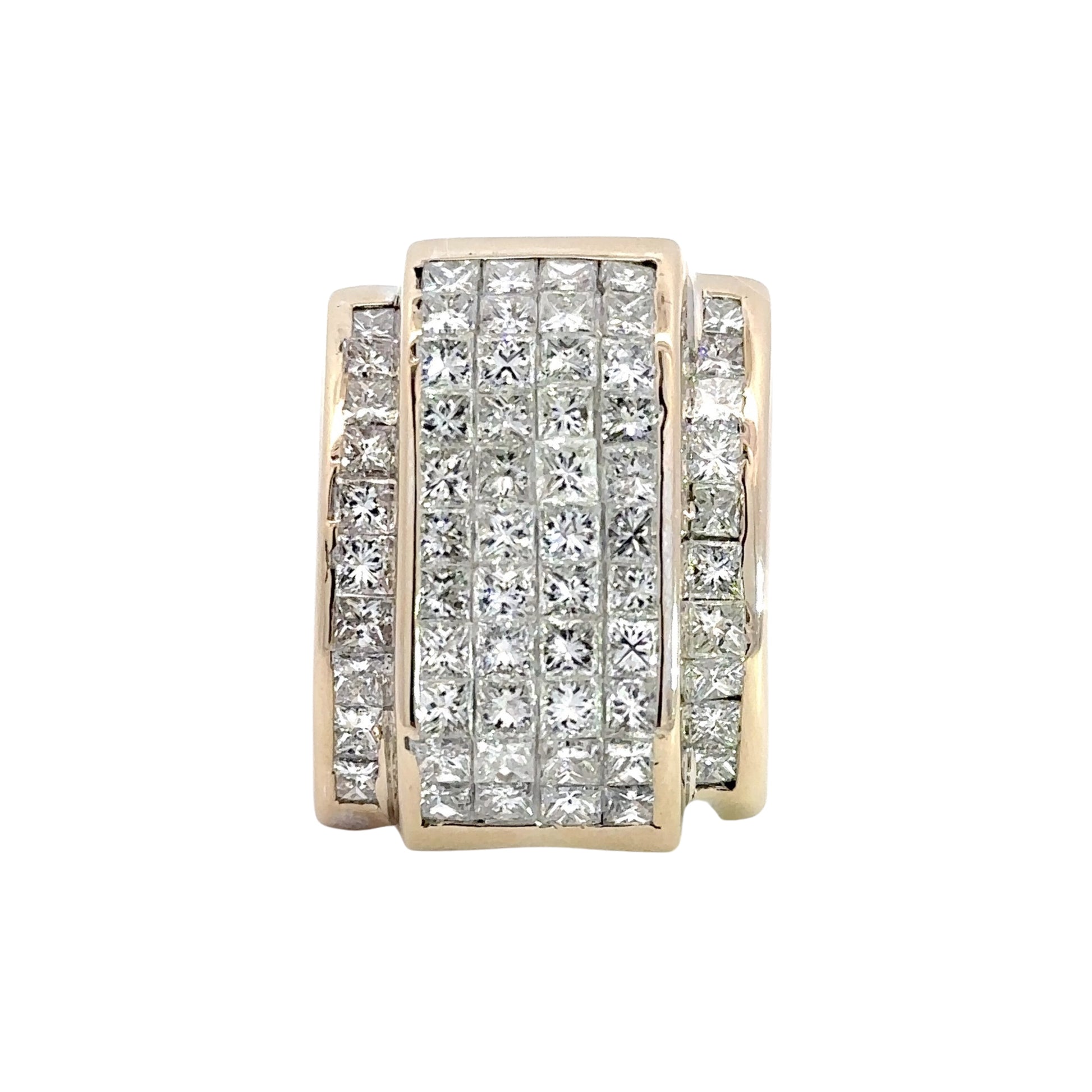 Men's Rectangle-shaped ring with 1 big rectangle column in the center with 4 rows of 11 princess-cut diamonds + 1 side row on each side with 10 princess-cut diamonds each