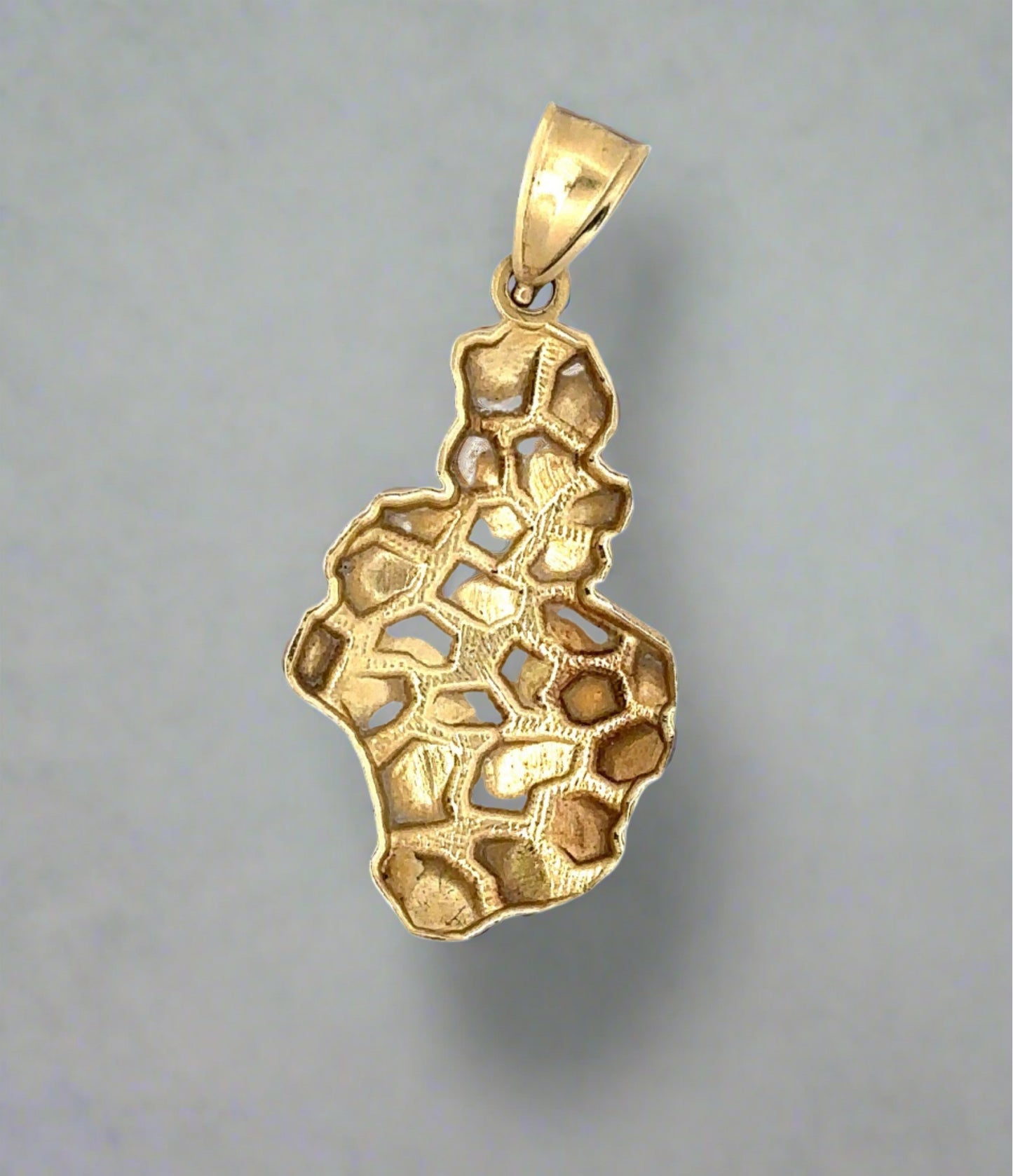 Colgante unisex de pepita de oro amarillo de 10 quilates