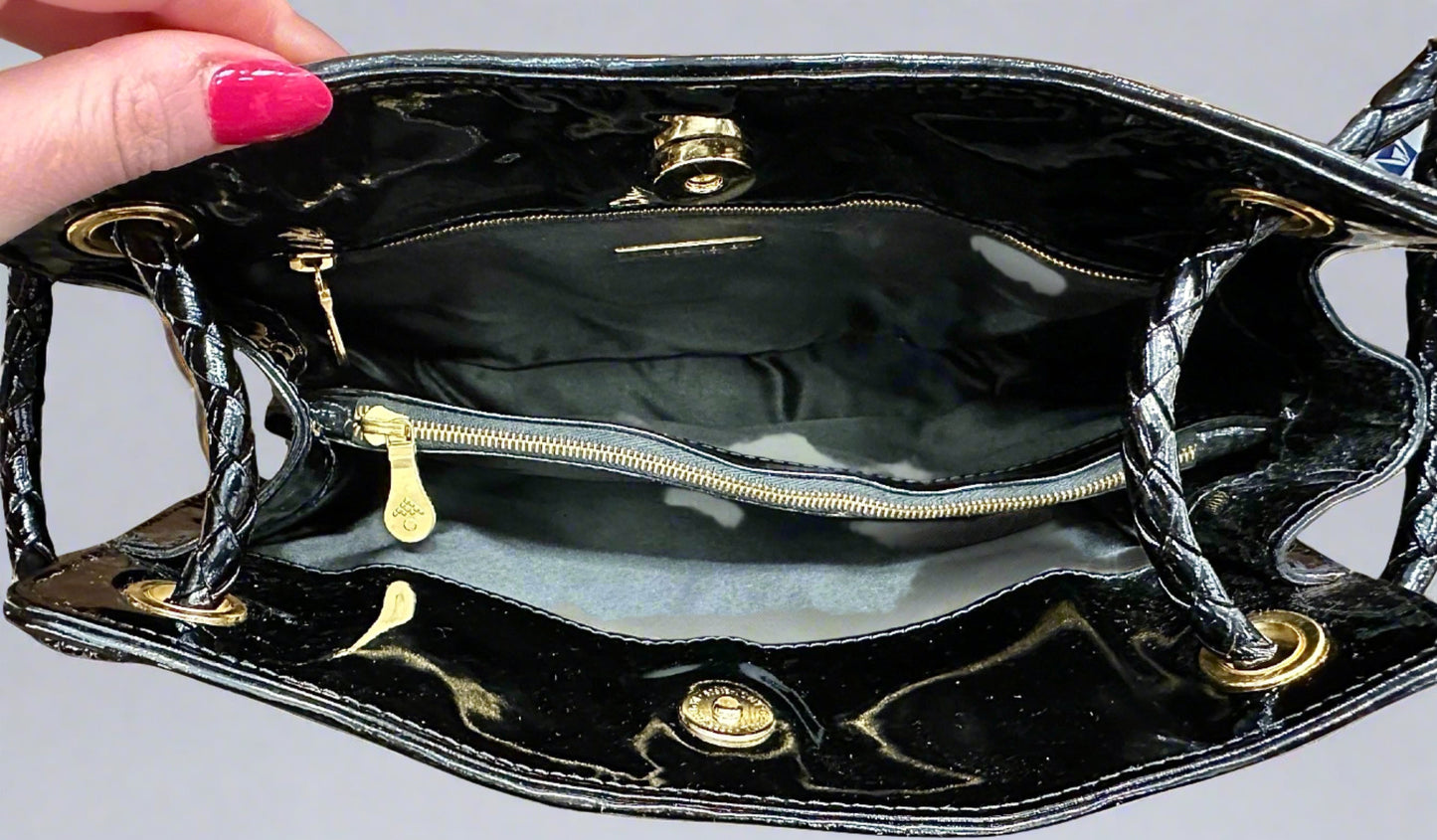Bottega Veneta Black Patent Leather Woven Ladies Crossbody Bag