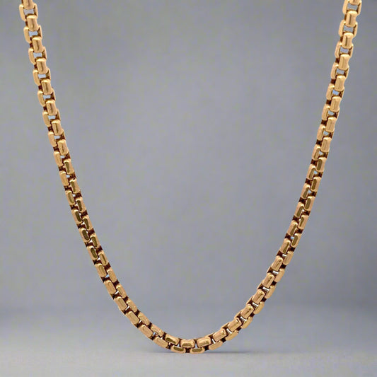 360 video of yellow gold rolo chain