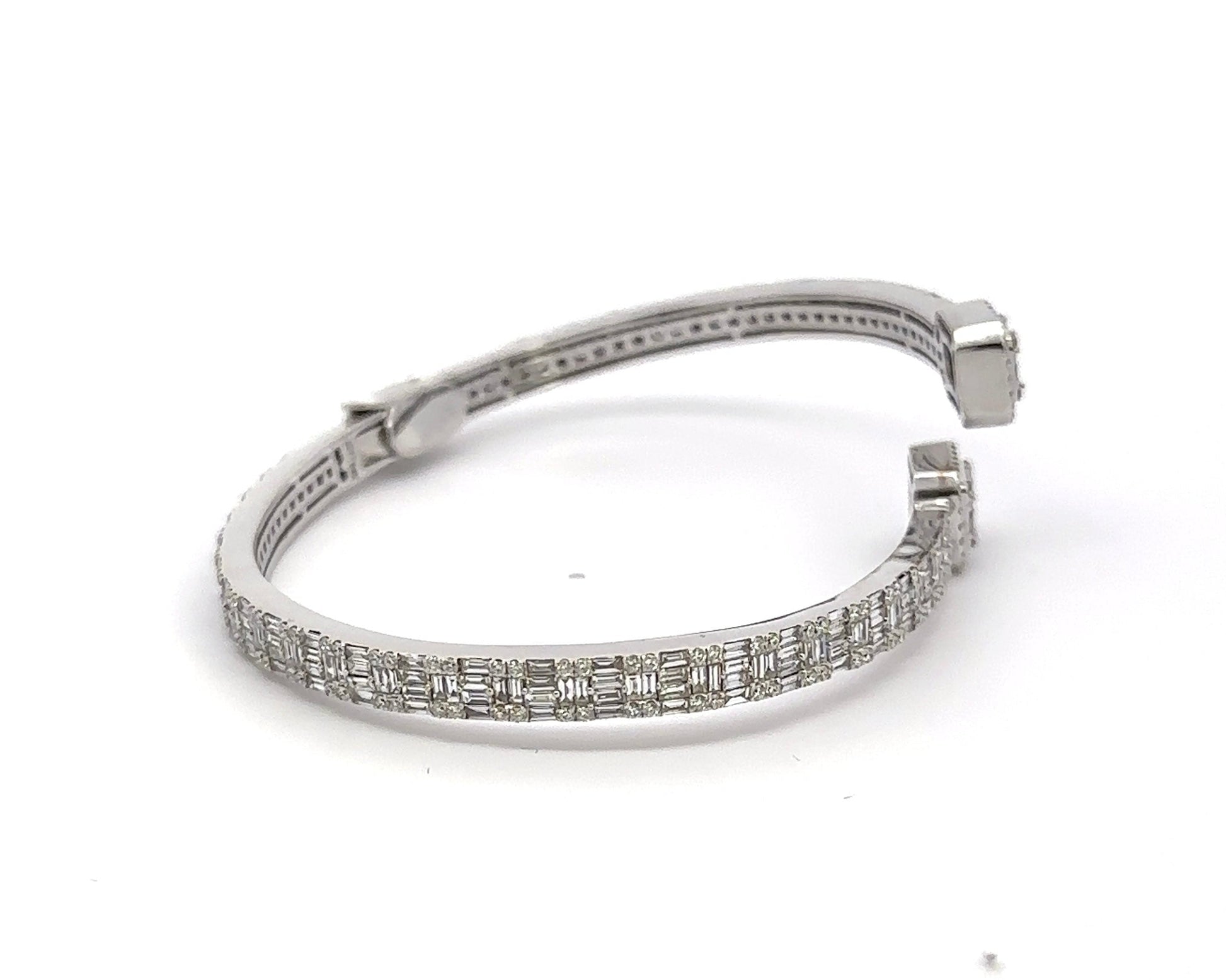 Side of open bangle bracelet