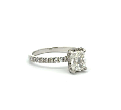 14K white gold engagement ring with radiant-cut center diamond