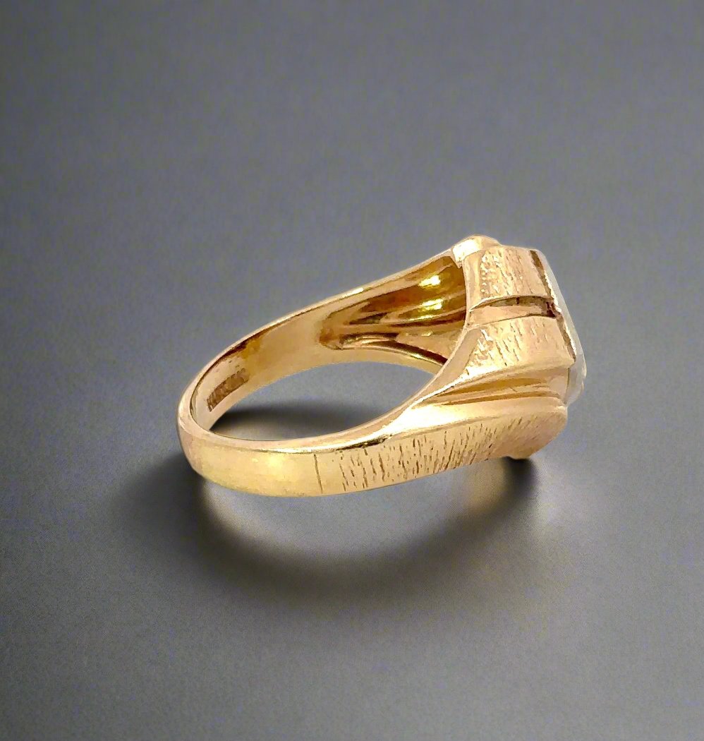 Side of ring with textured gold