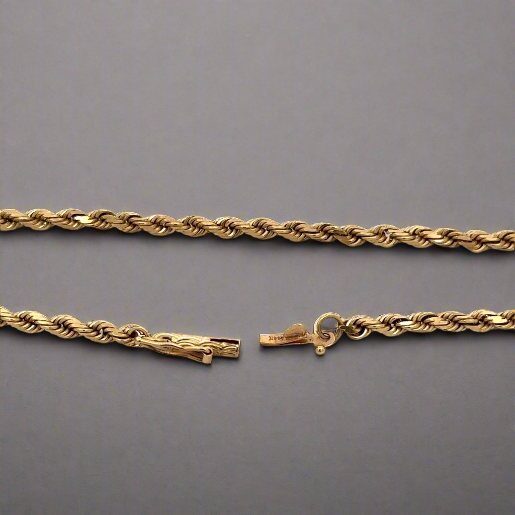 Barrel clasp with 14K stamp