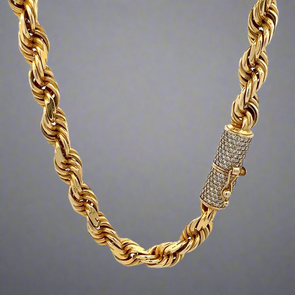 Hanging chain with diamond clasp