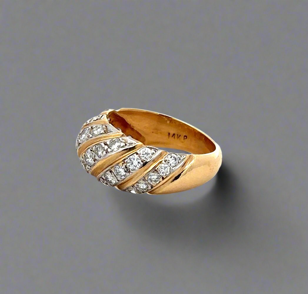 Side of ring with 14K engraved on inside