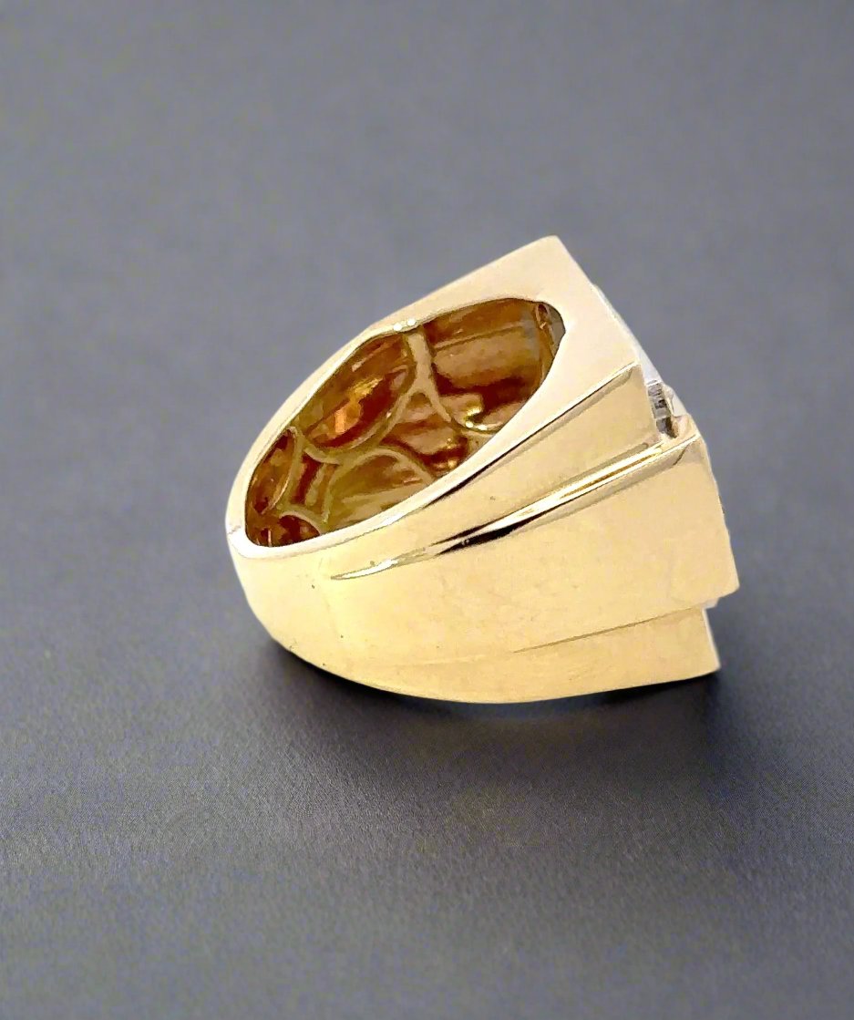 Side of ring