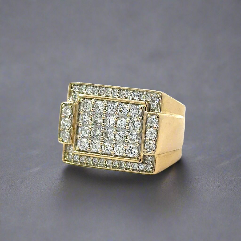 Diagonal view of ring