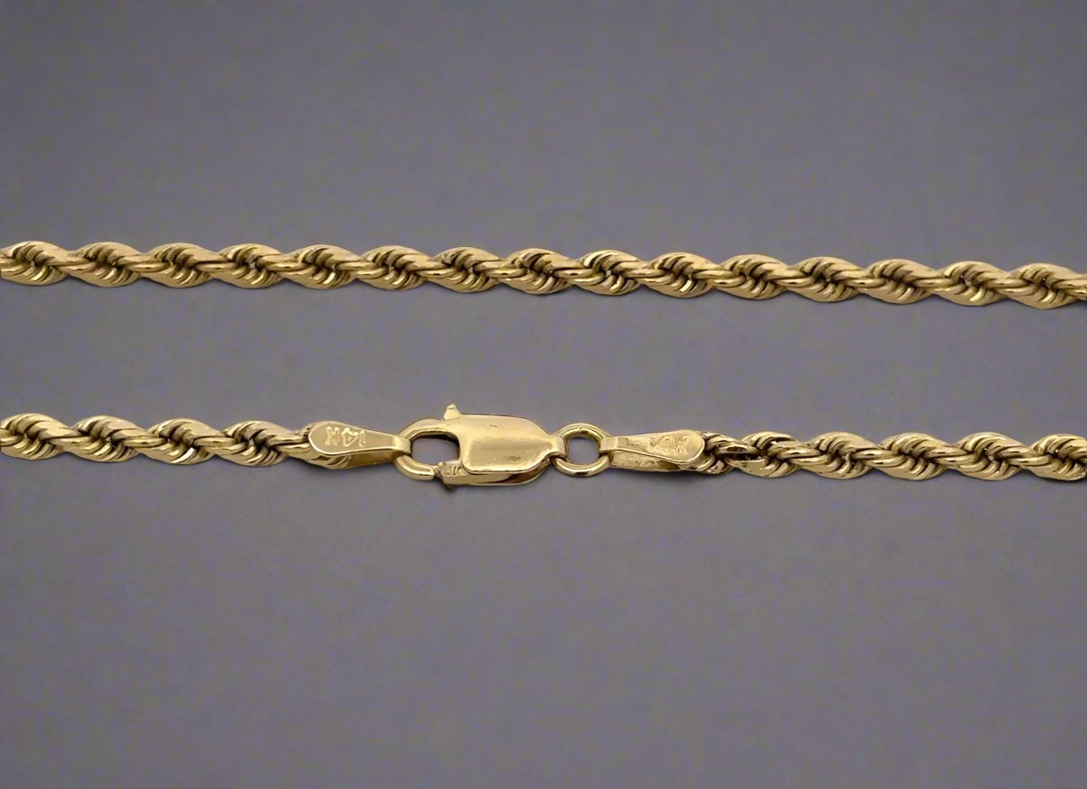 lobster clasp with 14K stamp