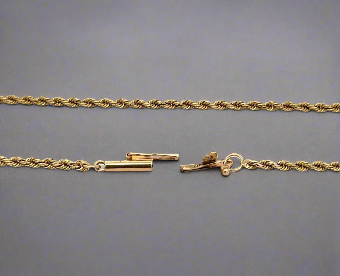 Barrel clasp with 14K stamp