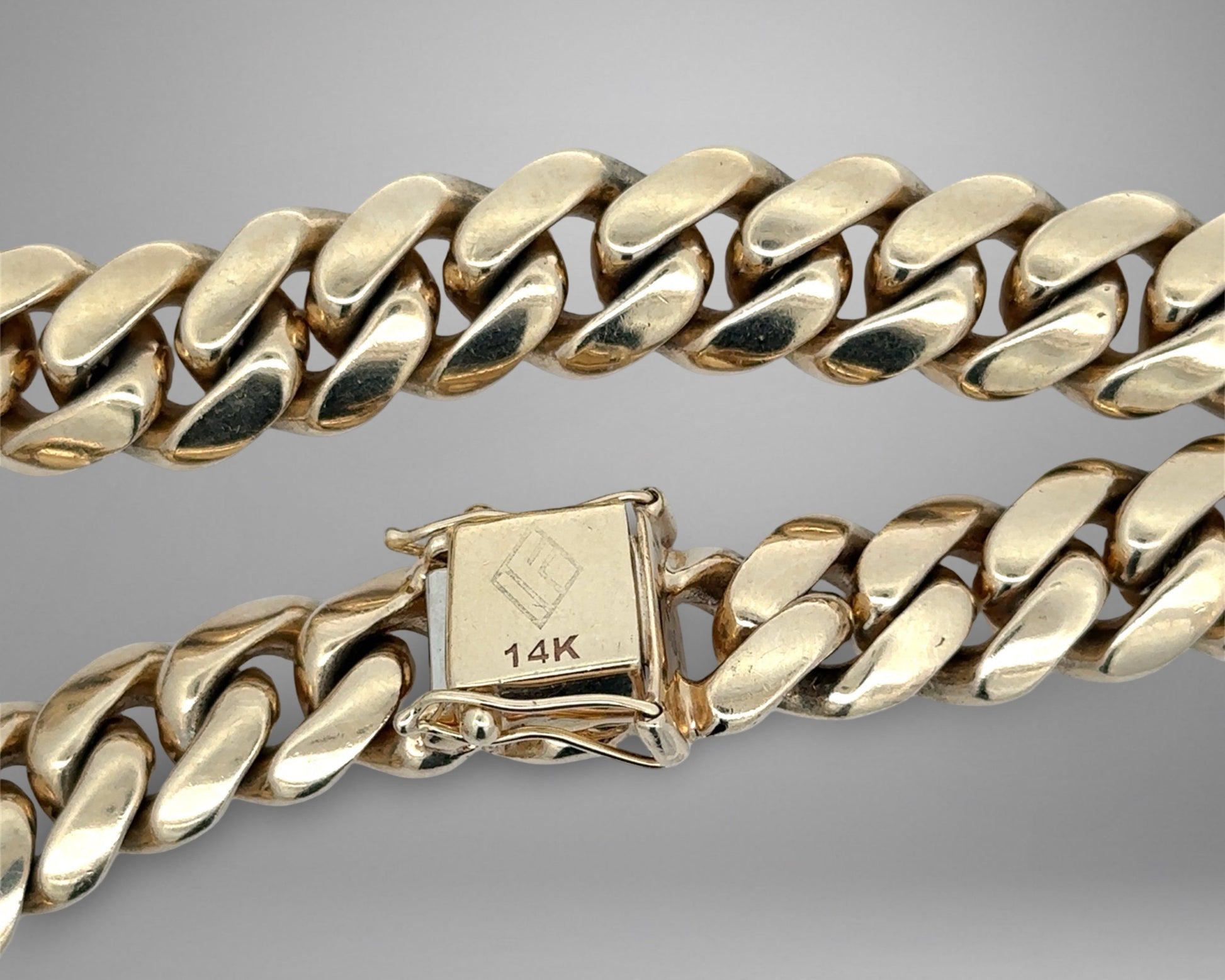 Gold chain clasp with IF&Co 14K stamp with scratches