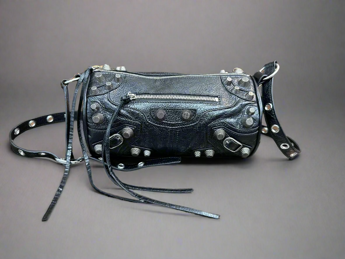 pocco BALENCIAGA CAGOLE STUD バレンシアガ BALENCIAGA Le Cagole XS Studded Washed-Denim Messenger Bag
