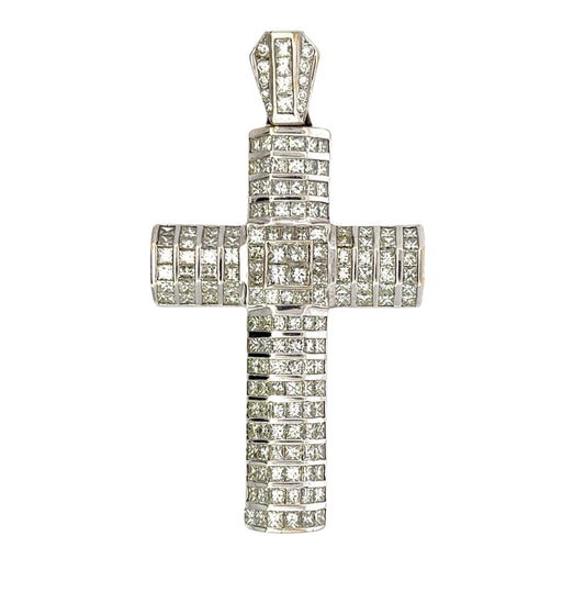 Front of white gold diamond cross pendant