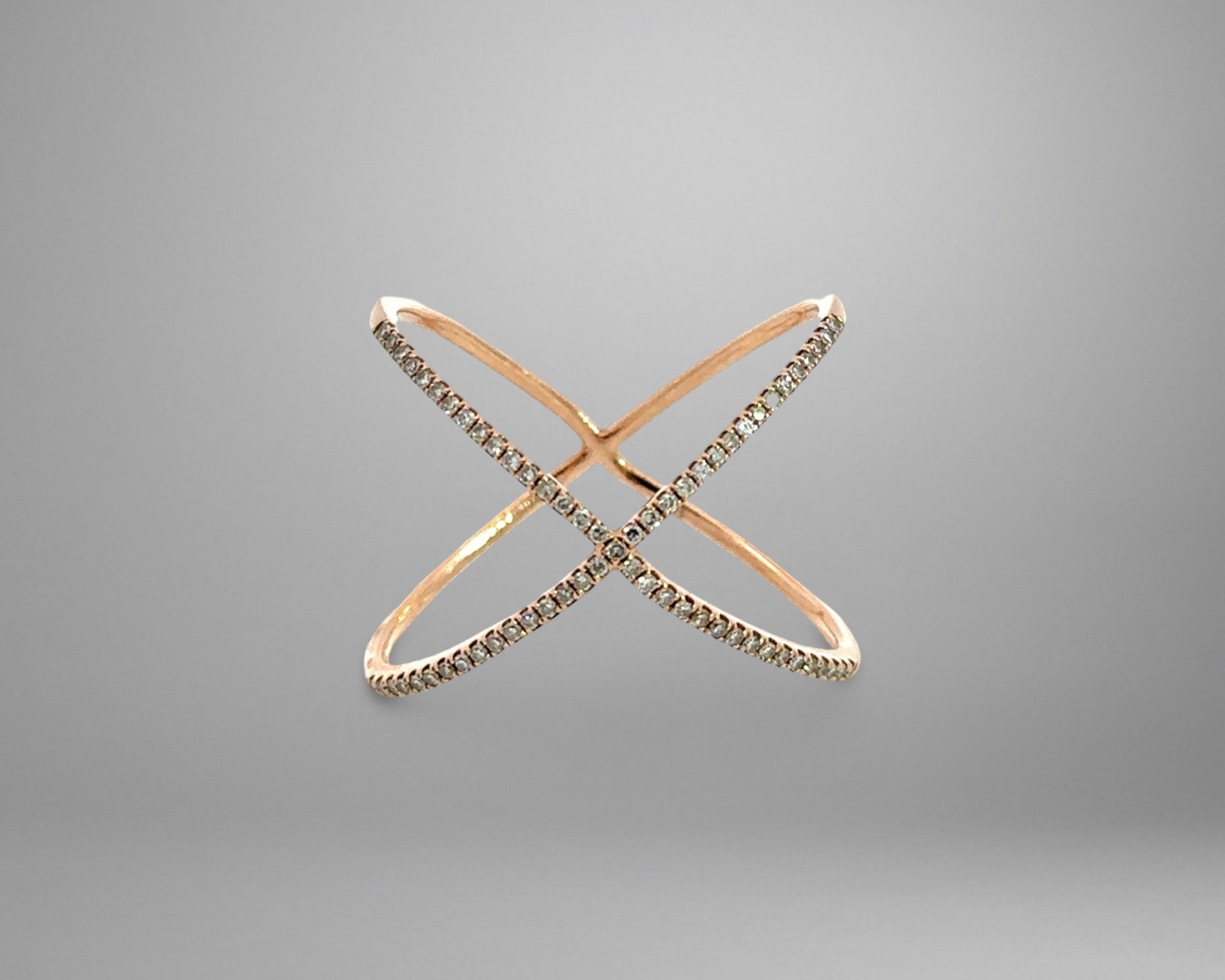 Rose gold diamond ring with small diamonds pave' setting