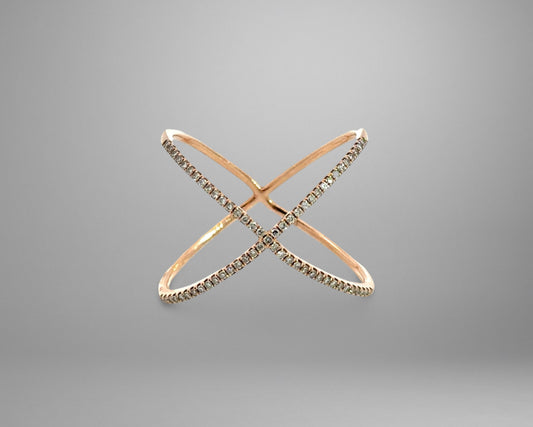 Rose gold diamond ring with small diamonds pave' setting