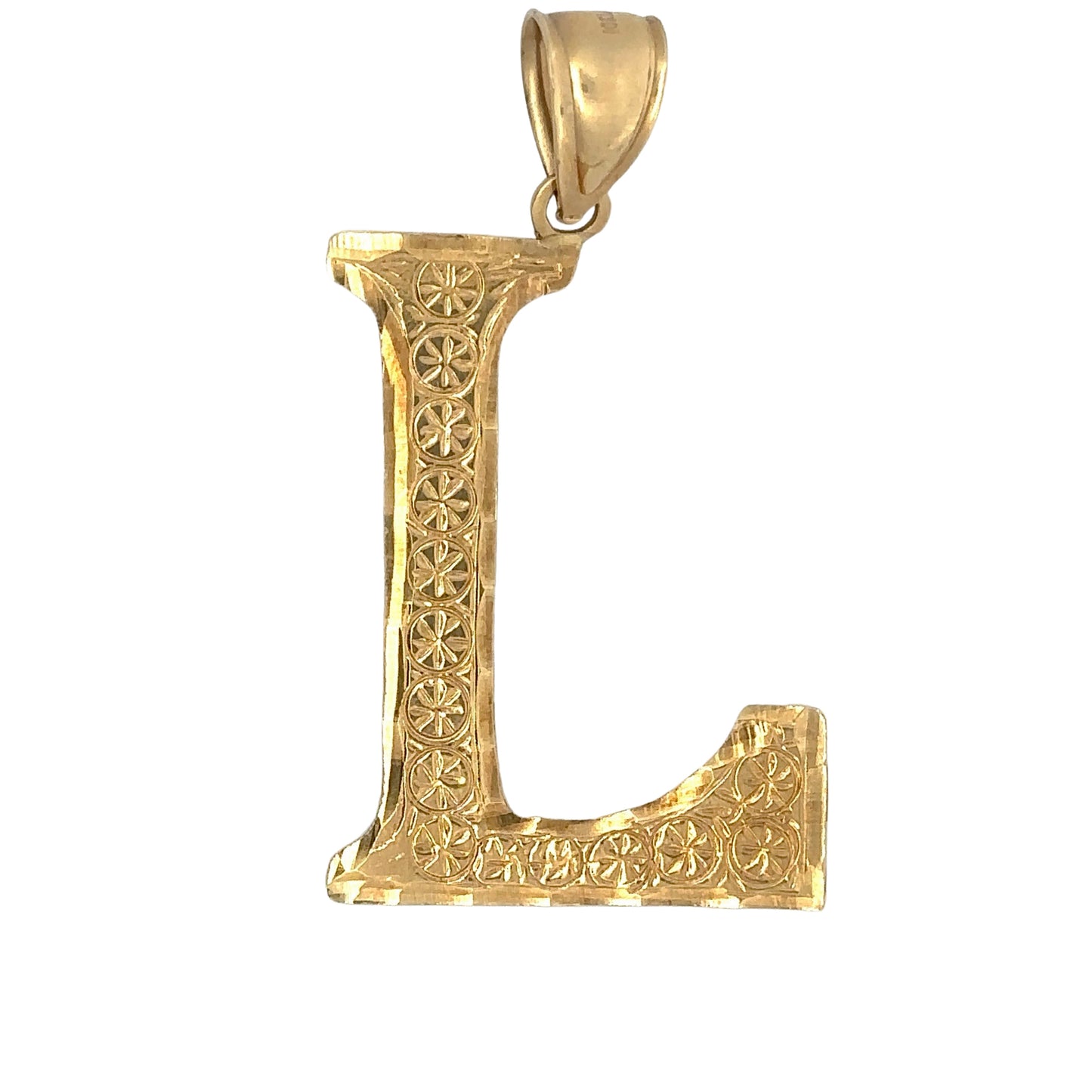 Medium sized L letter pendant in yellow gold with designs