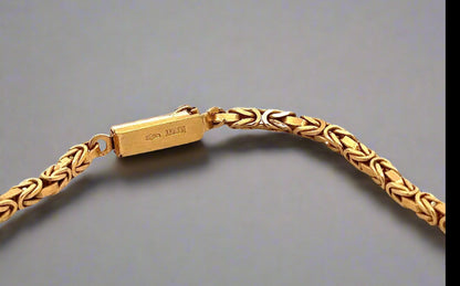 Box clasp with safety lock with 14K stamp