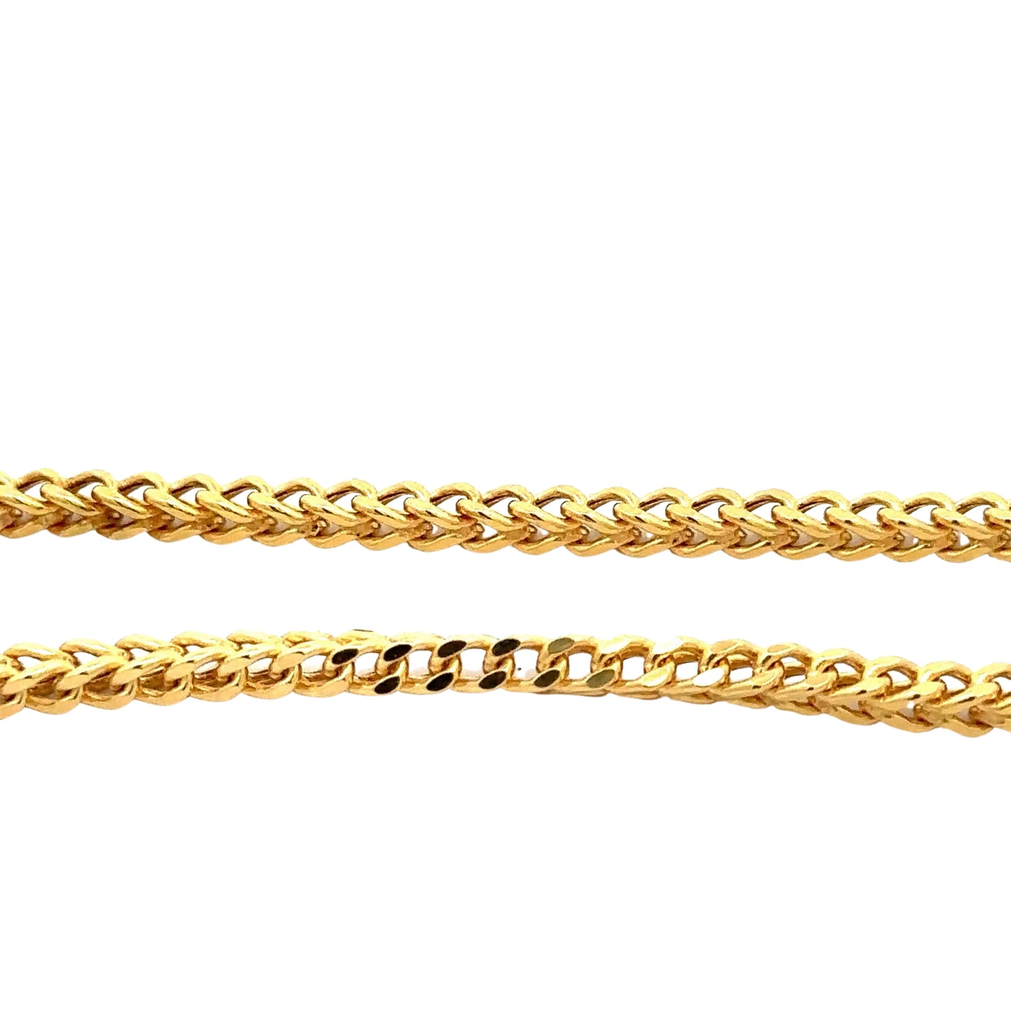 Close up of yellow gold square franco chain links