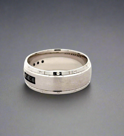 Side of ring with some scratches