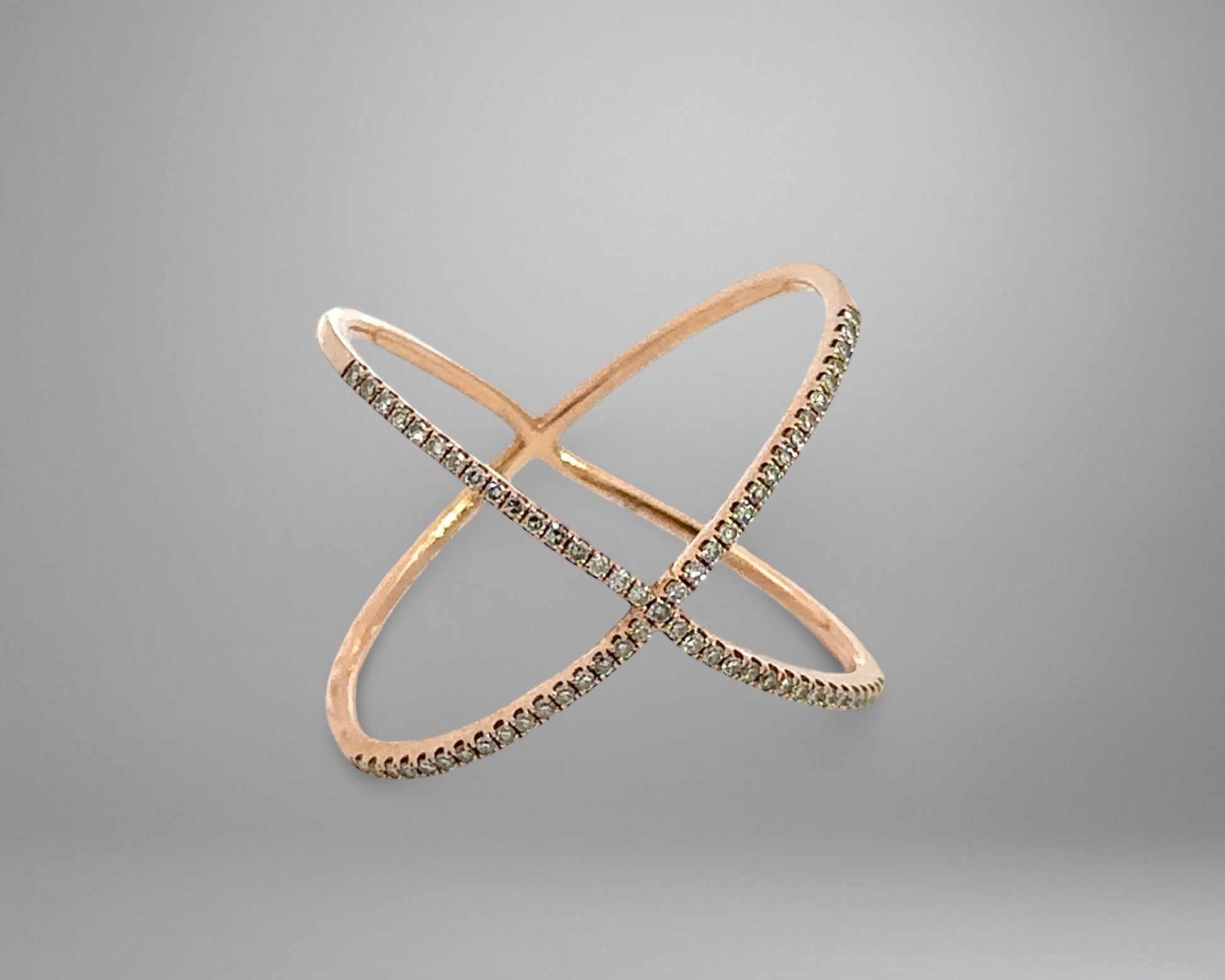 Rose gold diamond ring with small diamonds pave' setting