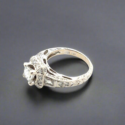 18K 750 stamp on inside of ring