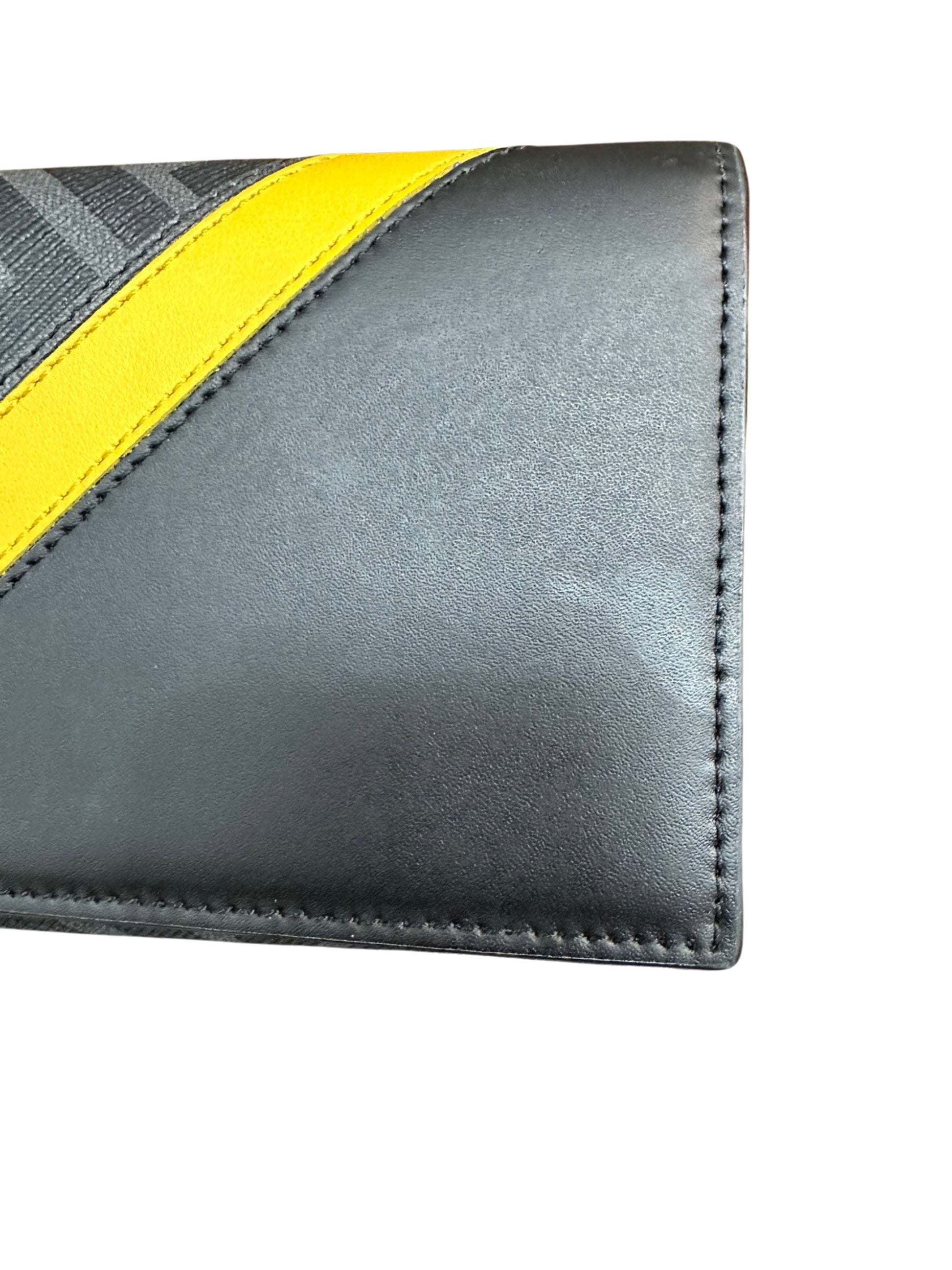 Small mark on front side of wallet